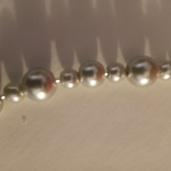 Grey pearl glass beads - Picture 3 of 3